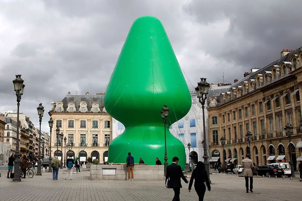 paul mmcarthy tree place vendome 2014 – if it's hip, it's here